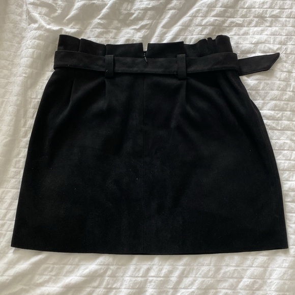 Zara suede skirt - Picture 3 of 3